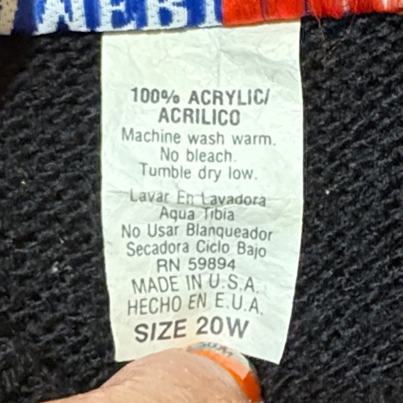 Vintage Made in the USA Black/White/Red Patterned Women's Sweater Size 20W - Picture 4 of 10